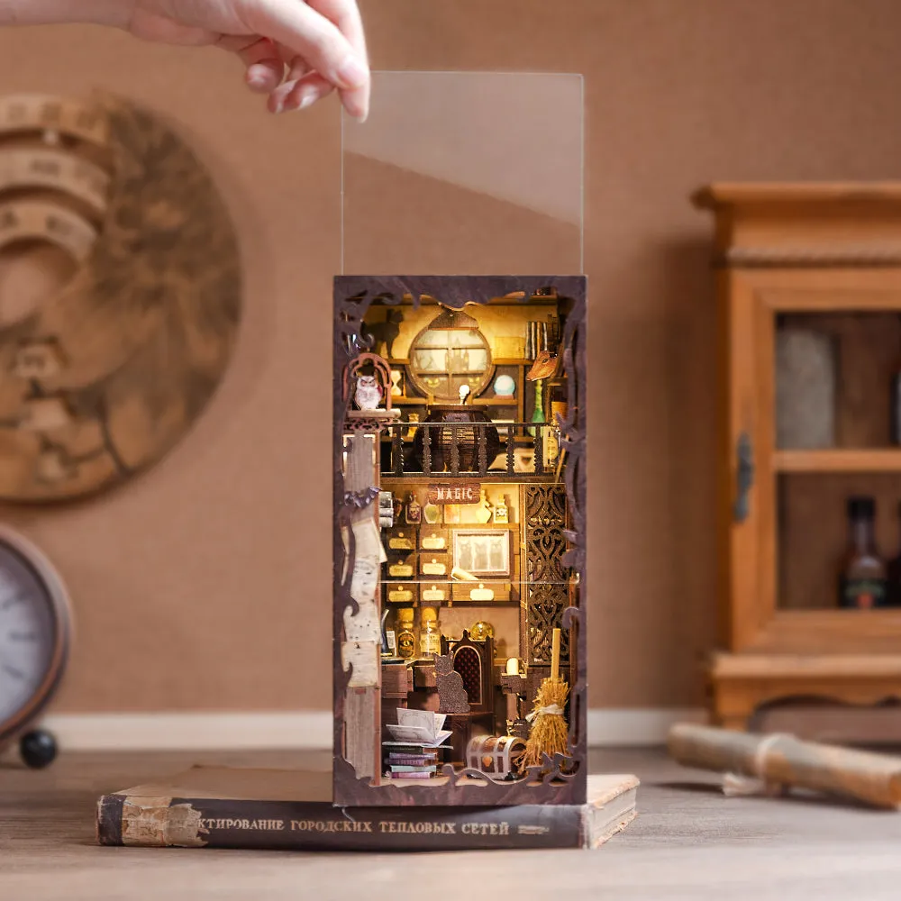 Book Nook - Magic Pharmacist - Image 3
