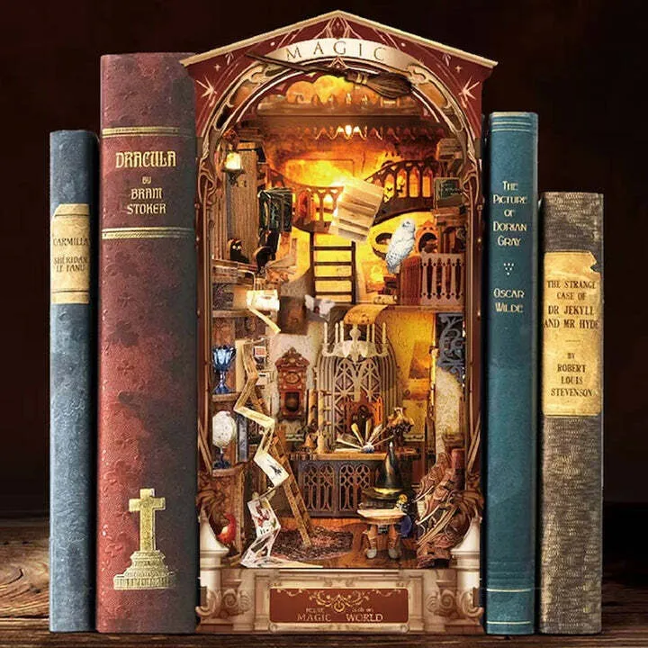 Book Nook - Magic World - Image 3